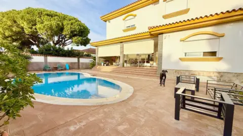 Chalet en Mogarizas-Las Rapazes