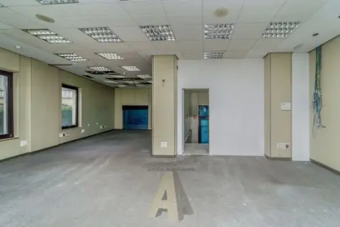 Local comercial en calle de Burgos, 10