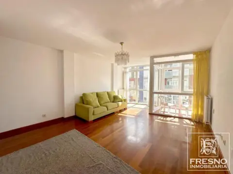 Piso en Avenida de Parayas