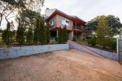 Chalet en calle de Granado, 36