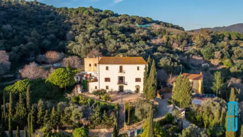 Finca rústica en calle D'hortsasinyà