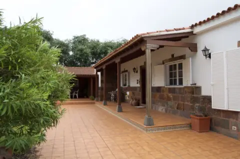 Chalet en Lugar Diseminado Santa Cristina, 84