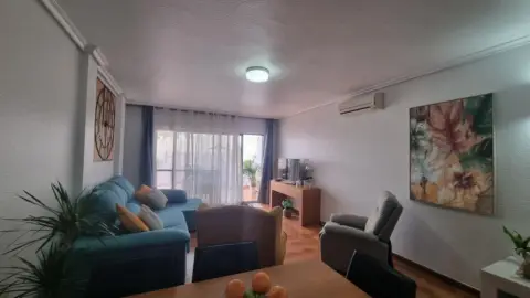 Apartamento en Avenida de José Miguel Galván Bello
