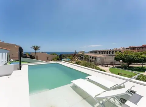 Chalet en calle Tarajal