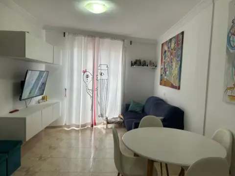 Piso en calle Beña