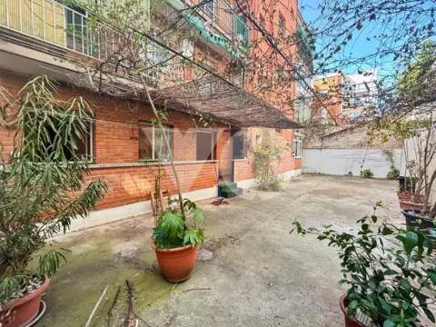 Piso en calle de Caunedo