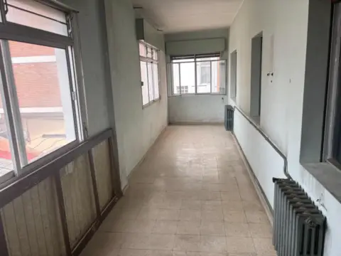 Piso en calle de Isabel 'La Católica'