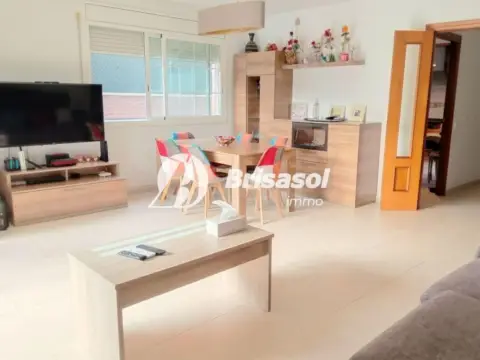 Casa pareada en Jardins de Vilafortuny - Más Den Bosch