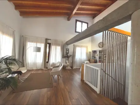 Casa pareada en calle Bergantín, 10