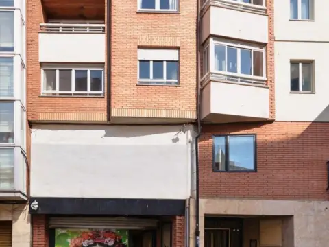 Ático en calle Fdco Echevarria