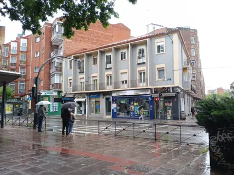 Piso en Plaza de los Vadillos