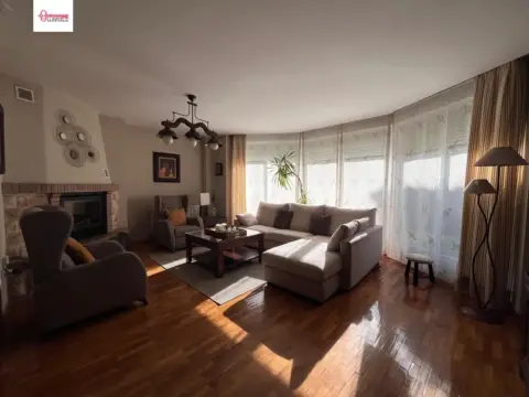 Casa pareada en Carretera San Pedro Cardeña