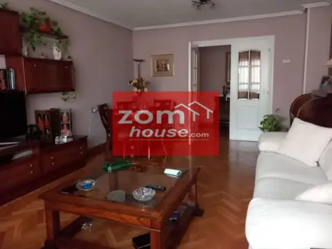 Piso en calle del Venerable Carabantes