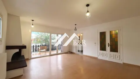 Chalet en calle Carrer Guillem Areny