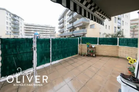 Piso en Carrer d'Amadeu Vives, 10