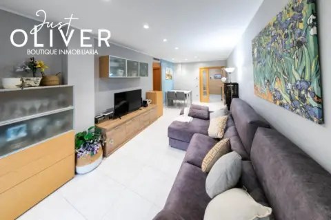 Piso en Carrer d'Amadeu Vives, 10