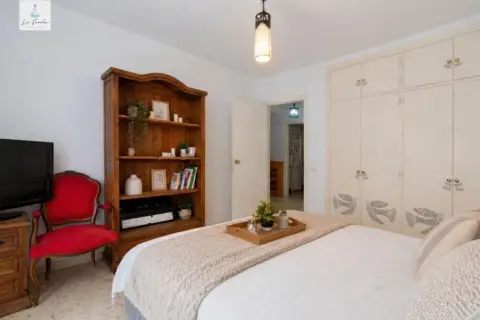 Piso en El Molinillo-Capuchinos