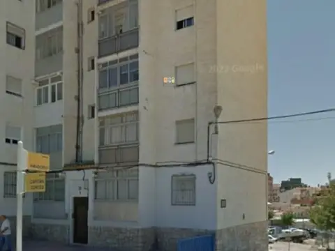 Local comercial en Colonia Madrid