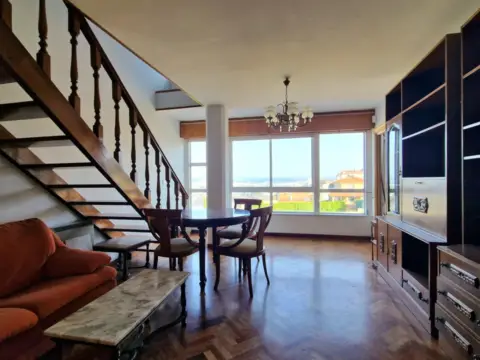 Dúplex en calle Castaño de Eirís