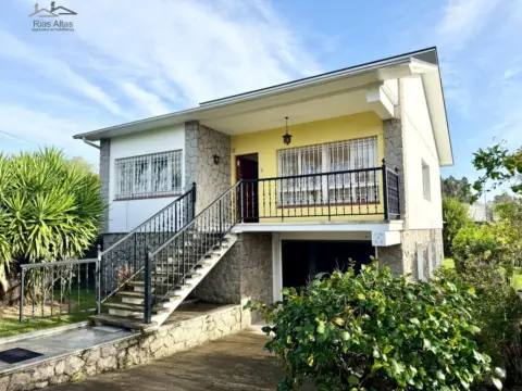 Chalet en Rúa Salvador de Madariaga, 39