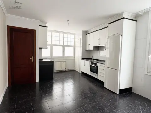 Piso en calle de Emilia Pardo Bazán