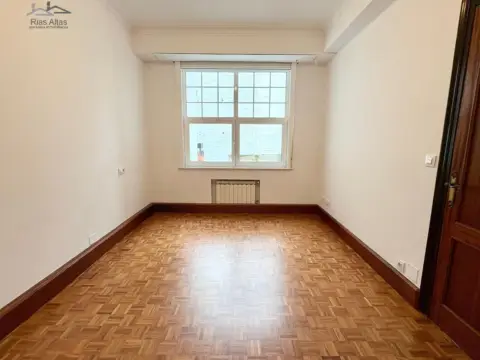 Piso en calle de Emilia Pardo Bazán