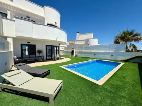 Casa adosada en Balcón de Finestrat-Terra Marina