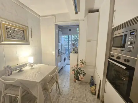 Habitación en calle de la Constitución