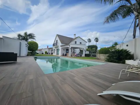 Chalet en Colonia San Miguel