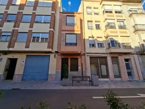 Casa adosada en Sagrada Familia