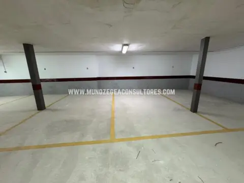 Garaje en calle del Peso