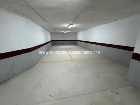 Garaje en calle del Peso