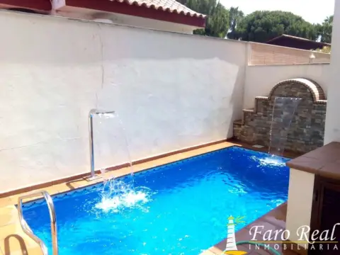 Casa adosada en La Jara