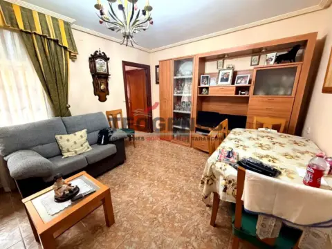 Chalet en calle de Ángela Rosa de Silva