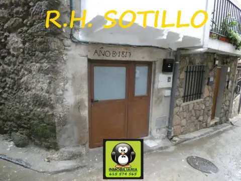 Casa rústica en calle Altozano