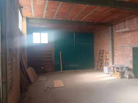Almacén en Ciutat del Transport-La Salera