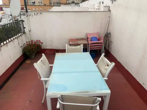 Dúplex en calle Corral de las Maravillas