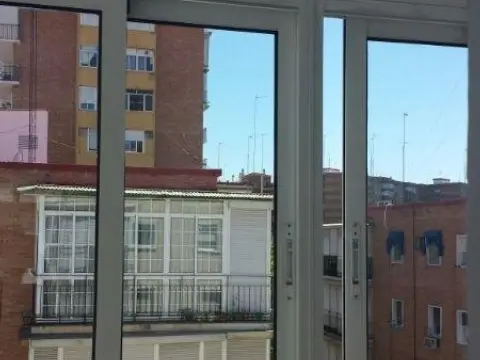 Piso en calle Nalón