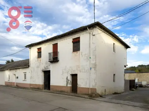 Casa adosada en calle Real, 72
