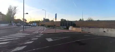 Garaje en calle de Brasil