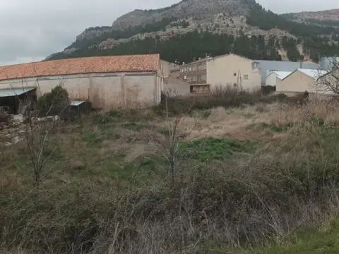 Nave industrial en Avenida de Aragón