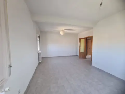Piso en Avenida Estación, 11