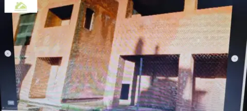 Casa adosada en San Frontis