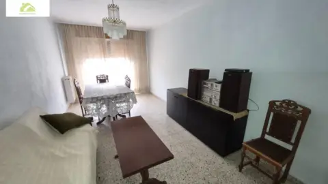 Piso en Poligono La Hiniesta