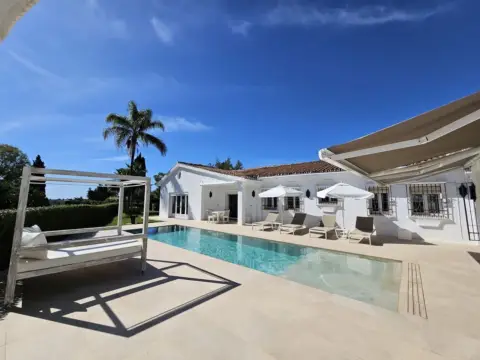 Chalet en calle Acropolis