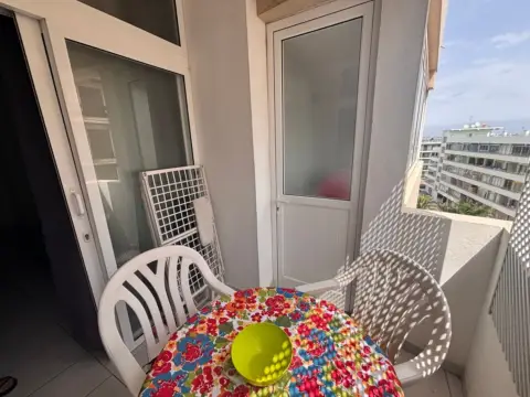 Estudio en Avenida Familia Betancourt y Molina