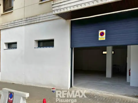 Local comercial en calle de Enrique Cubero, 12