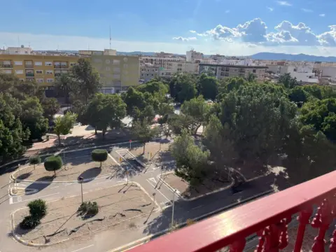 Apartamento en Avenida de Estadio Sadrian, 1