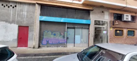 Local comercial en calle de la Ermita