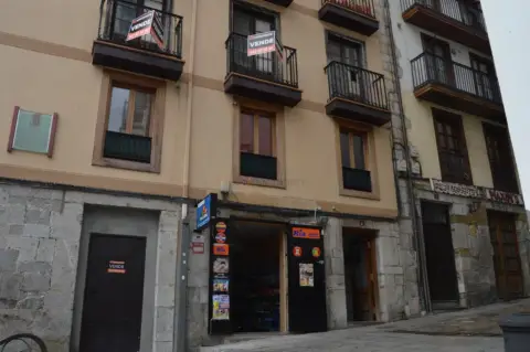 Local comercial en calle de Ruamayor